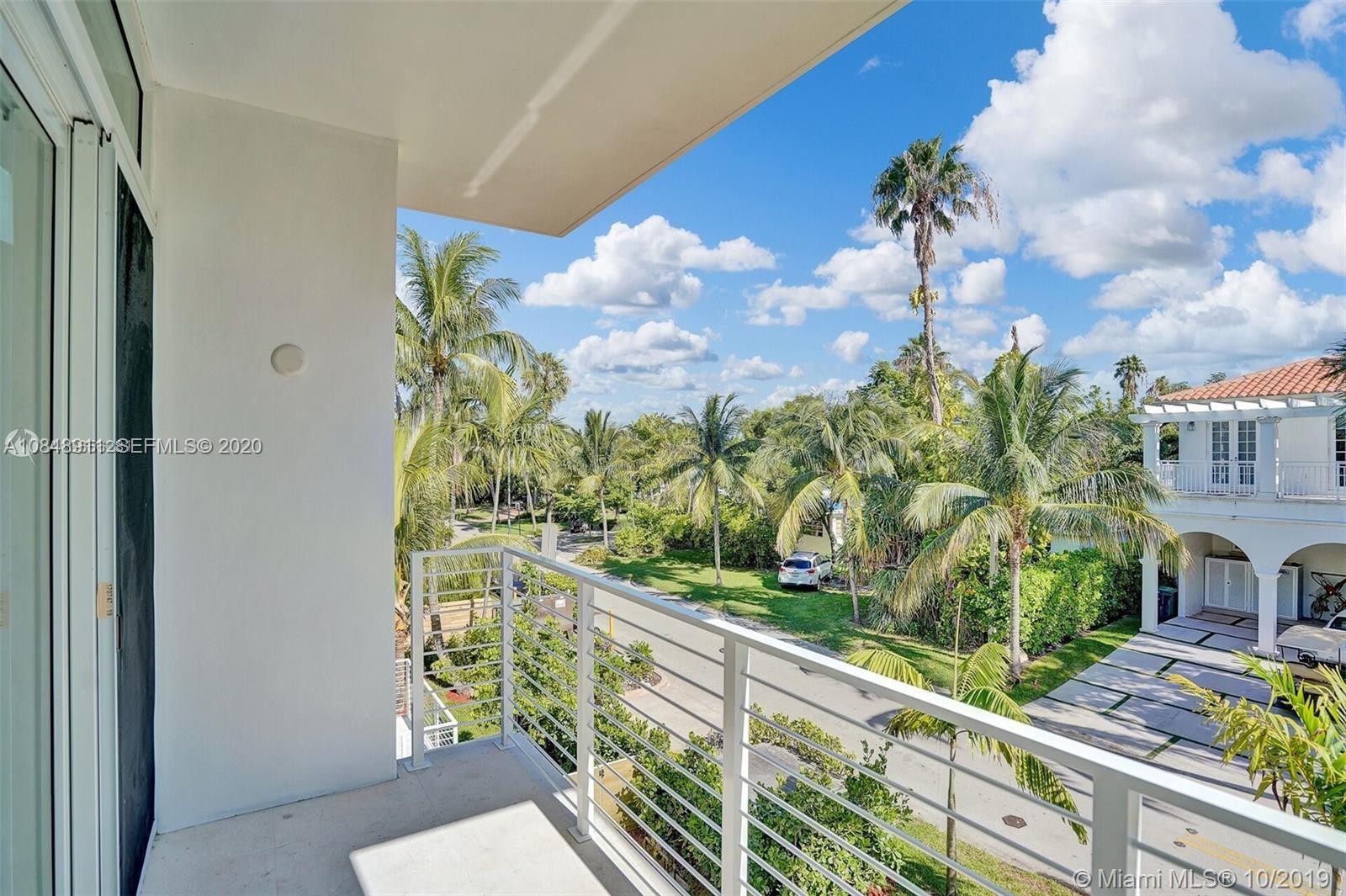 610 Ridgewood Road Key Biscayne, FL 33149 - Photo 11 of 34 Gallery Image 11