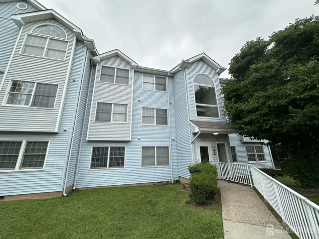 $1,895 | 610 Edpas Road, New Brunswick, NJ 08901