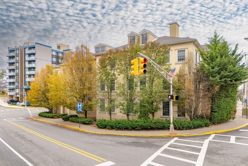 180 Edgewater Road, Unit 1G Cliffside Park, NJ 07010 - Photo 32 of 32 Gallery Image 32