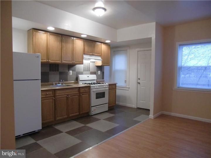 922 Marshall Road Sharon Hill, PA 19079 - Photo 7 of 19 Gallery Image 7
