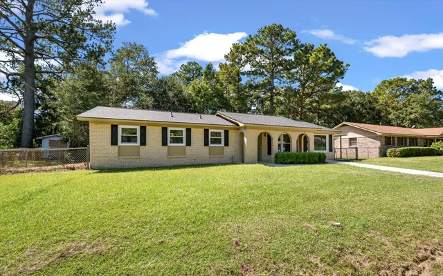 $300,000 | 4449 Garwood Drive, Ladson, SC 29456