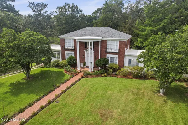$489,000 | 330 South Ext Street, Hazlehurst, MS 39083