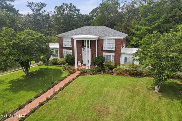 $499,000 | 330 South Ext Street, Hazlehurst, MS 39083