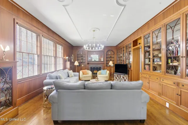 $499,000 | 330 South Ext Street, Hazlehurst, MS 39083