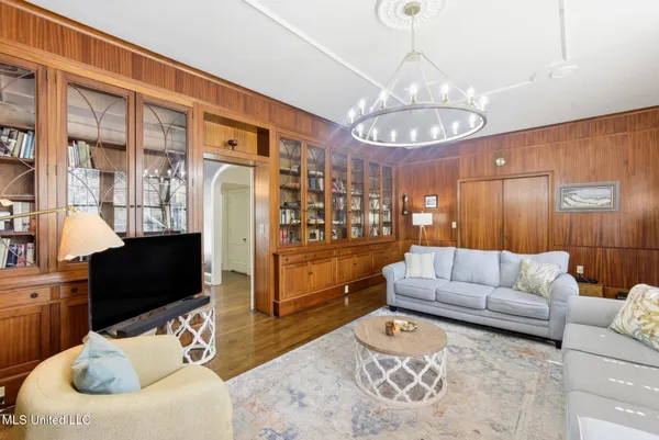 $489,000 | 330 South Ext Street, Hazlehurst, MS 39083
