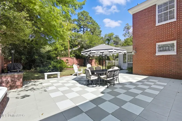 $499,000 | 330 South Ext Street, Hazlehurst, MS 39083