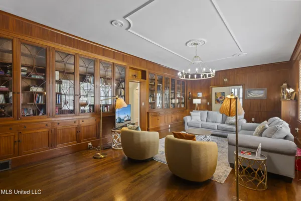 $489,000 | 330 South Ext Street, Hazlehurst, MS 39083