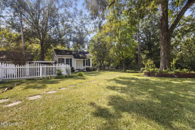 $499,000 | 330 South Ext Street, Hazlehurst, MS 39083