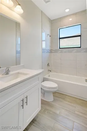 $488,000 | 3710 Southwest 4th Lane, Cape Coral, FL 33991