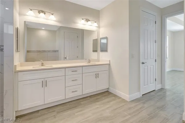 $488,000 | 3710 Southwest 4th Lane, Cape Coral, FL 33991