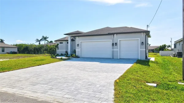 $488,000 | 3710 Southwest 4th Lane, Cape Coral, FL 33991