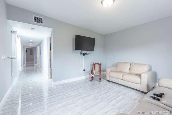 25040 Southwest 222nd Avenue Homestead, FL 33031 - Photo 41 of 68