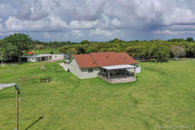 25040 Southwest 222nd Avenue Homestead, FL 33031 - Photo 46 of 68