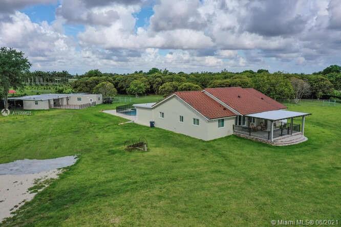 25040 Southwest 222nd Avenue Homestead, FL 33031 - Photo 48 of 68