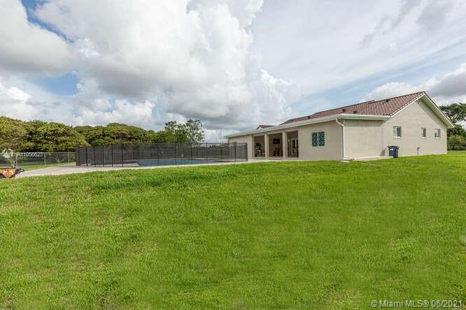 25040 Southwest 222nd Avenue Homestead, FL 33031 - Photo 58 of 68