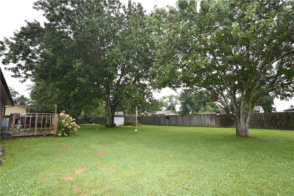12454 South Hillview Road Columbus, IN 47201 - Photo 11 of 15 Gallery Image 11