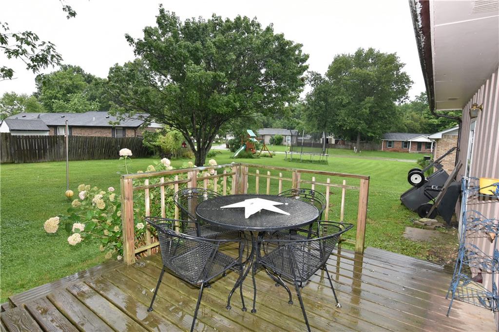 12454 South Hillview Road Columbus, IN 47201 - Photo 14 of 15 Gallery Image 14
