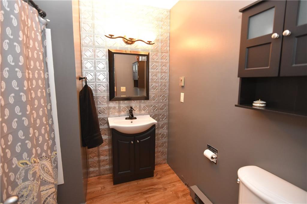 12454 South Hillview Road Columbus, IN 47201 - Photo 10 of 15 Gallery Image 10