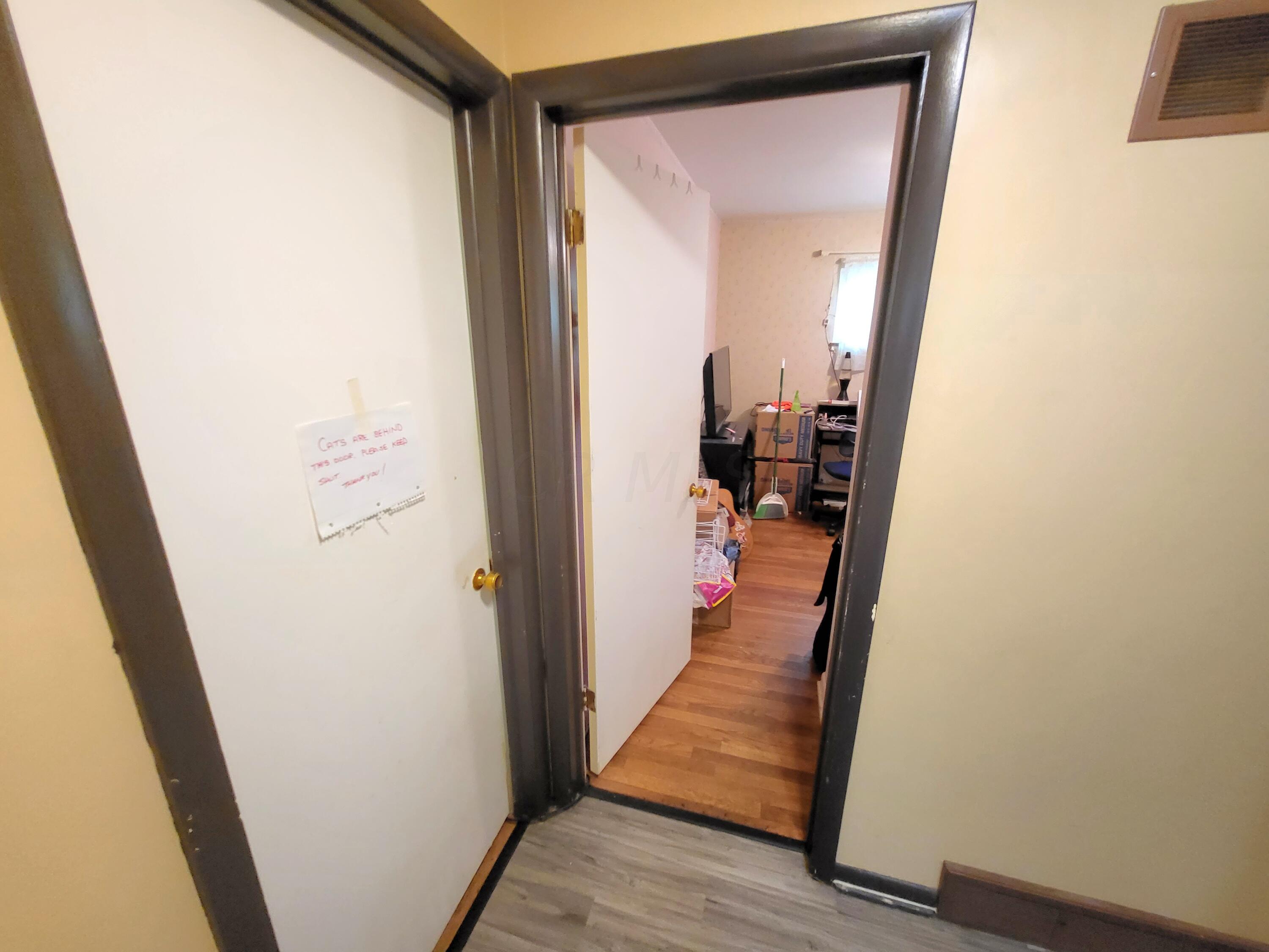 265 Deer Trail Road Reynoldsburg, OH 43068 - Photo 25 of 28 Upstairs hallway