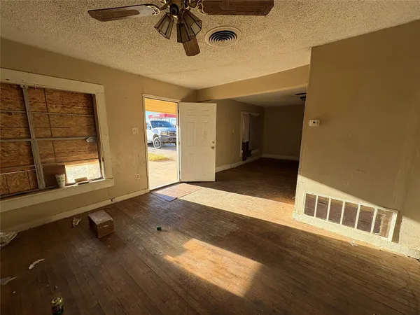 $50,000 | 1009 Scurry Street, Big Spring, TX 79720