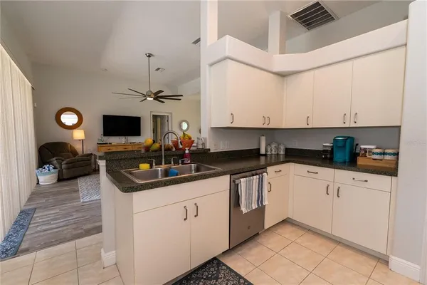 $3,000 | 206 Mariner Lane, Rotonda West, FL 33947