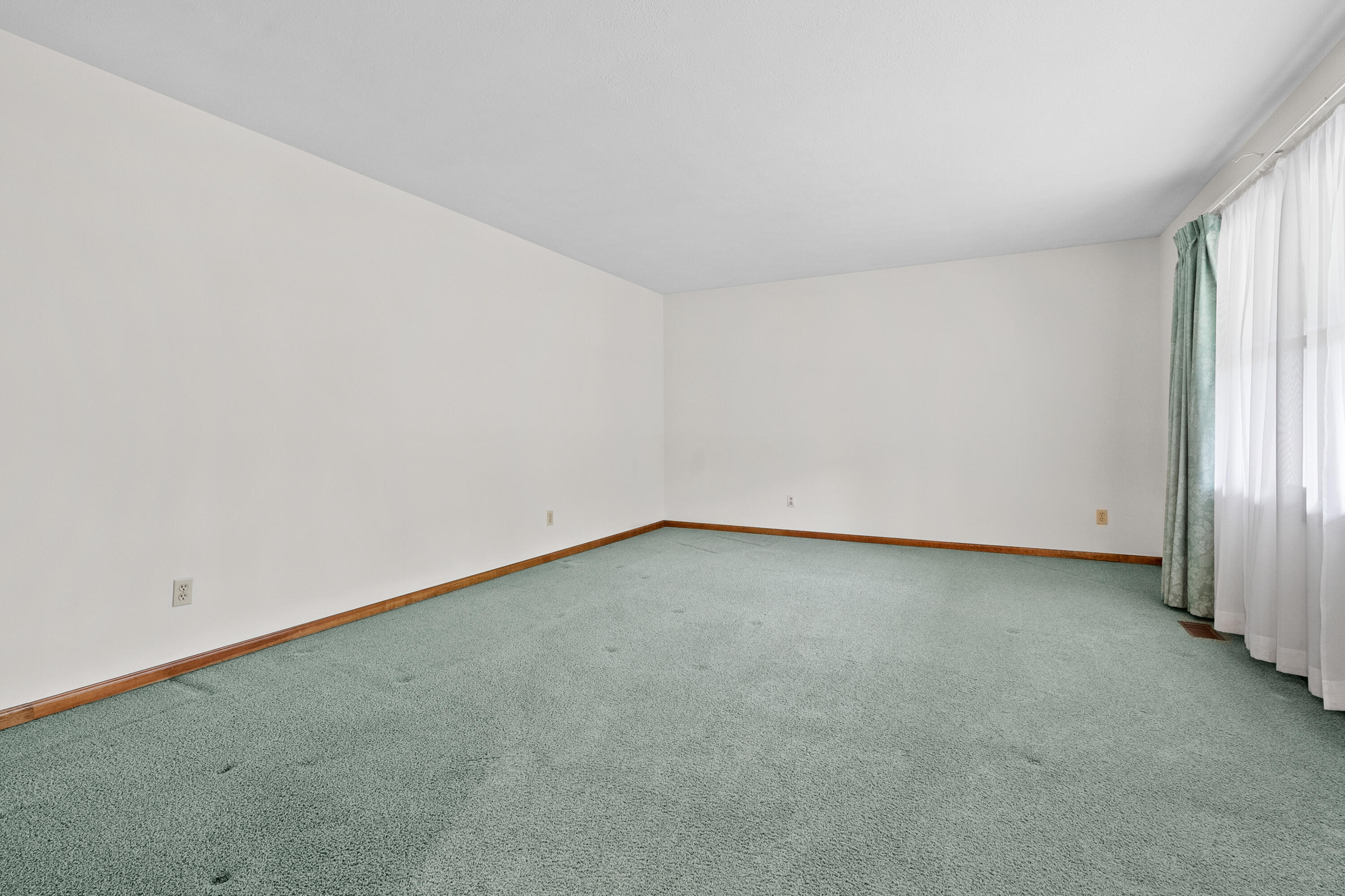 52135 Nancy Lane Three Rivers, MI 49093 - Photo 8 of 32 FiveStar - Nancy Ln 52135 Three Rivers 4