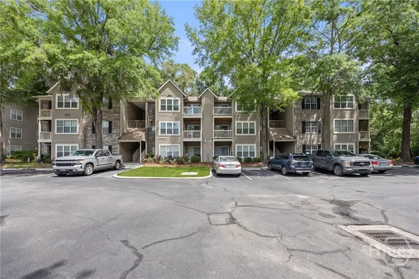 $229,500 | 12300 Apache Avenue, Unit 1514, Savannah, GA 31419