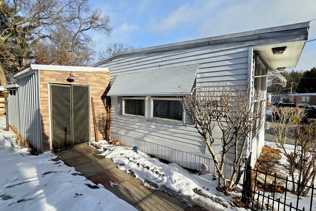 1760 Westover Road, Unit 5 Chicopee, MA 01020 - Photo 2 of 21