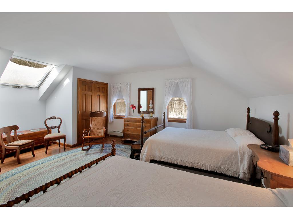 228 Leonard Road Sharon, VT 05068 - Photo 21 of 35