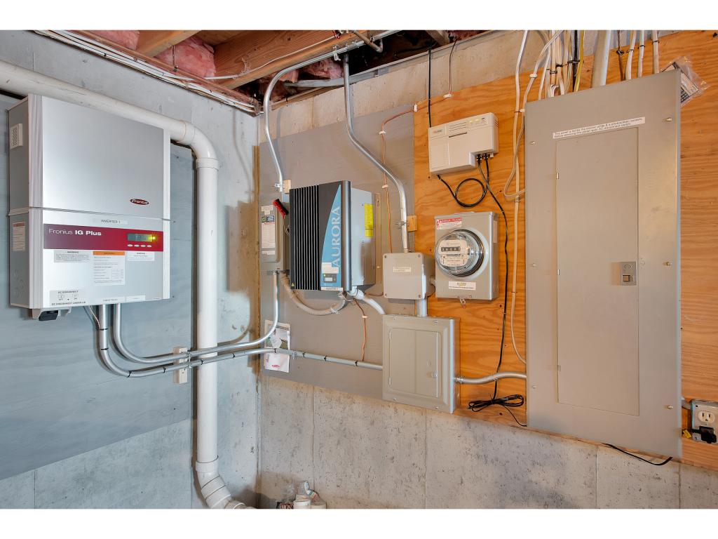 228 Leonard Road Sharon, VT 05068 - Photo 26 of 35