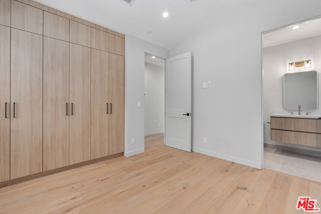 4647 Morse Avenue Sherman Oaks, CA 91423 - Photo 44 of 47 a view of empty room