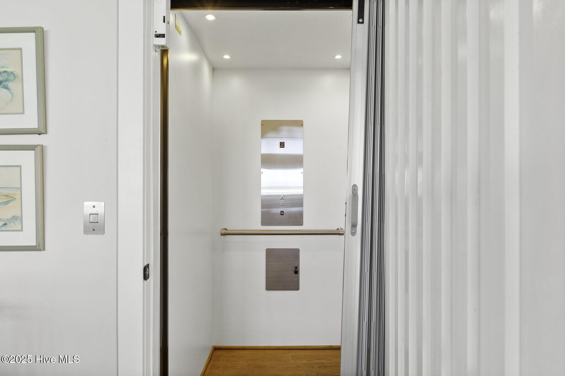 528 Beach Road North Wilmington, NC 28411 - Photo 20 of 45 054_528_beach_road_north-54_304