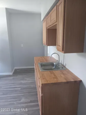 $170,000 | 43 Quail Street, Albany, NY 12206