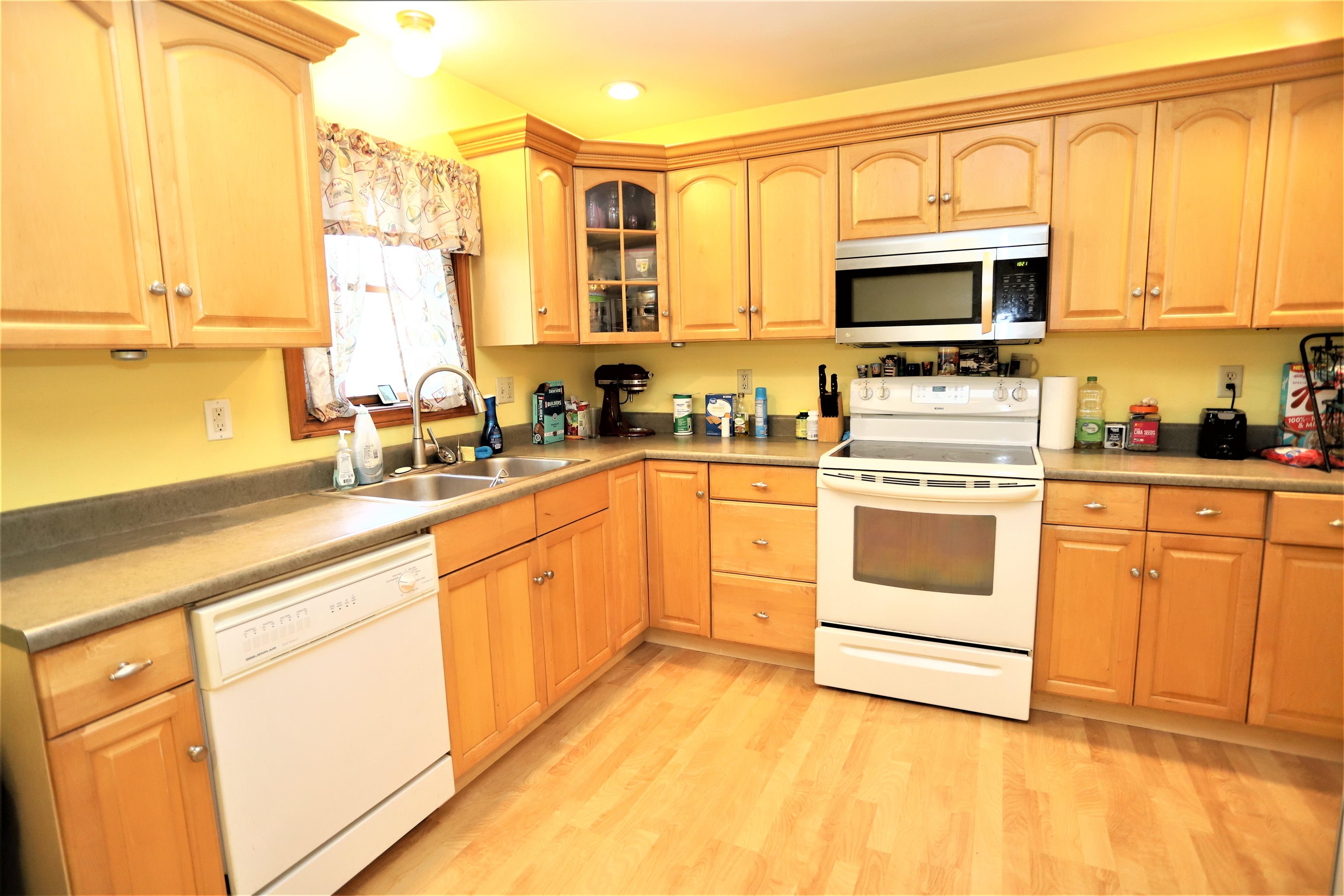 3993 Hinman Settler Road Derby, VT 05855 - Photo 12 of 39 Gallery Image 12