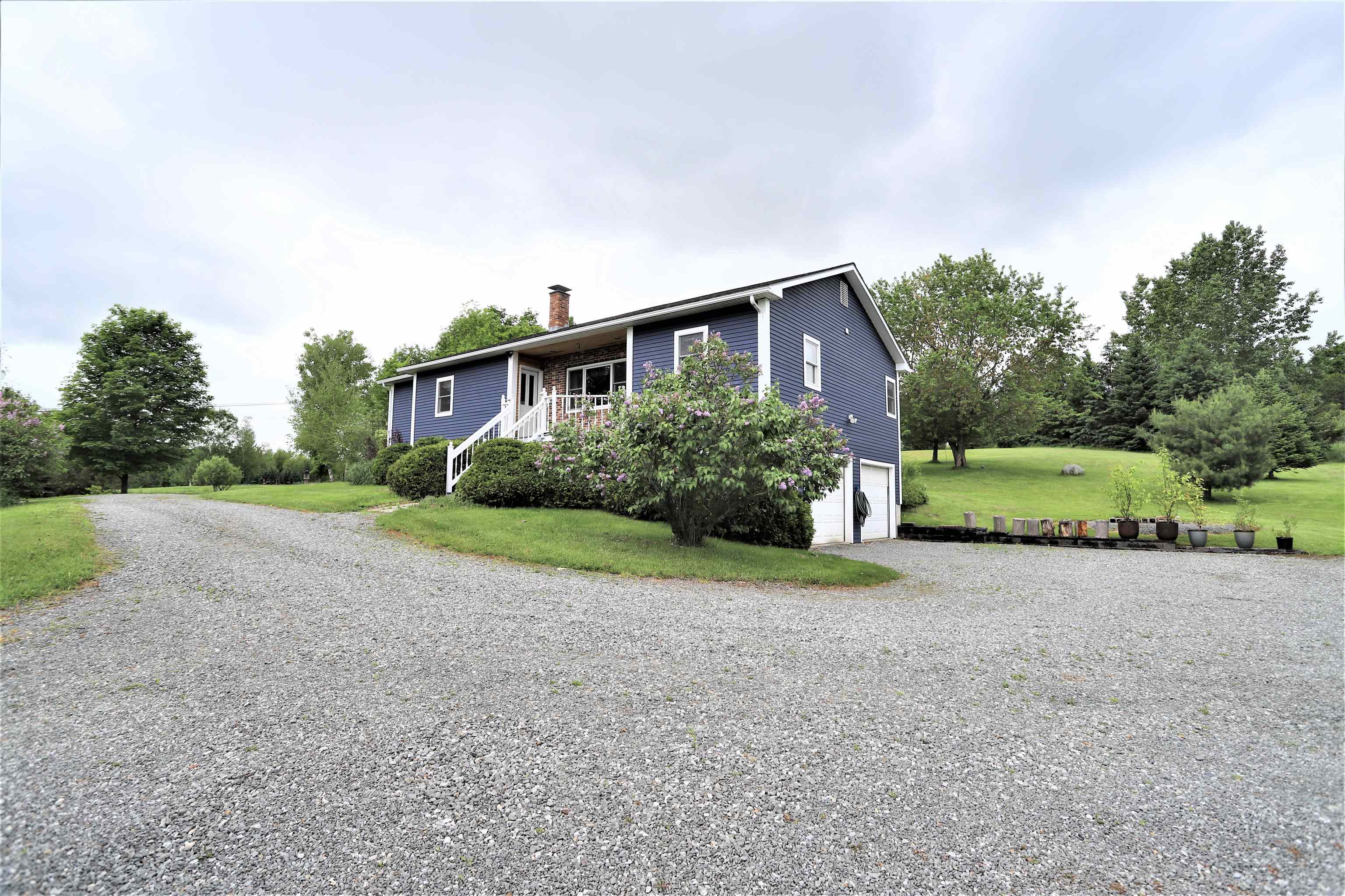 3993 Hinman Settler Road Derby, VT 05855 - Photo 5 of 39 Gallery Image 5