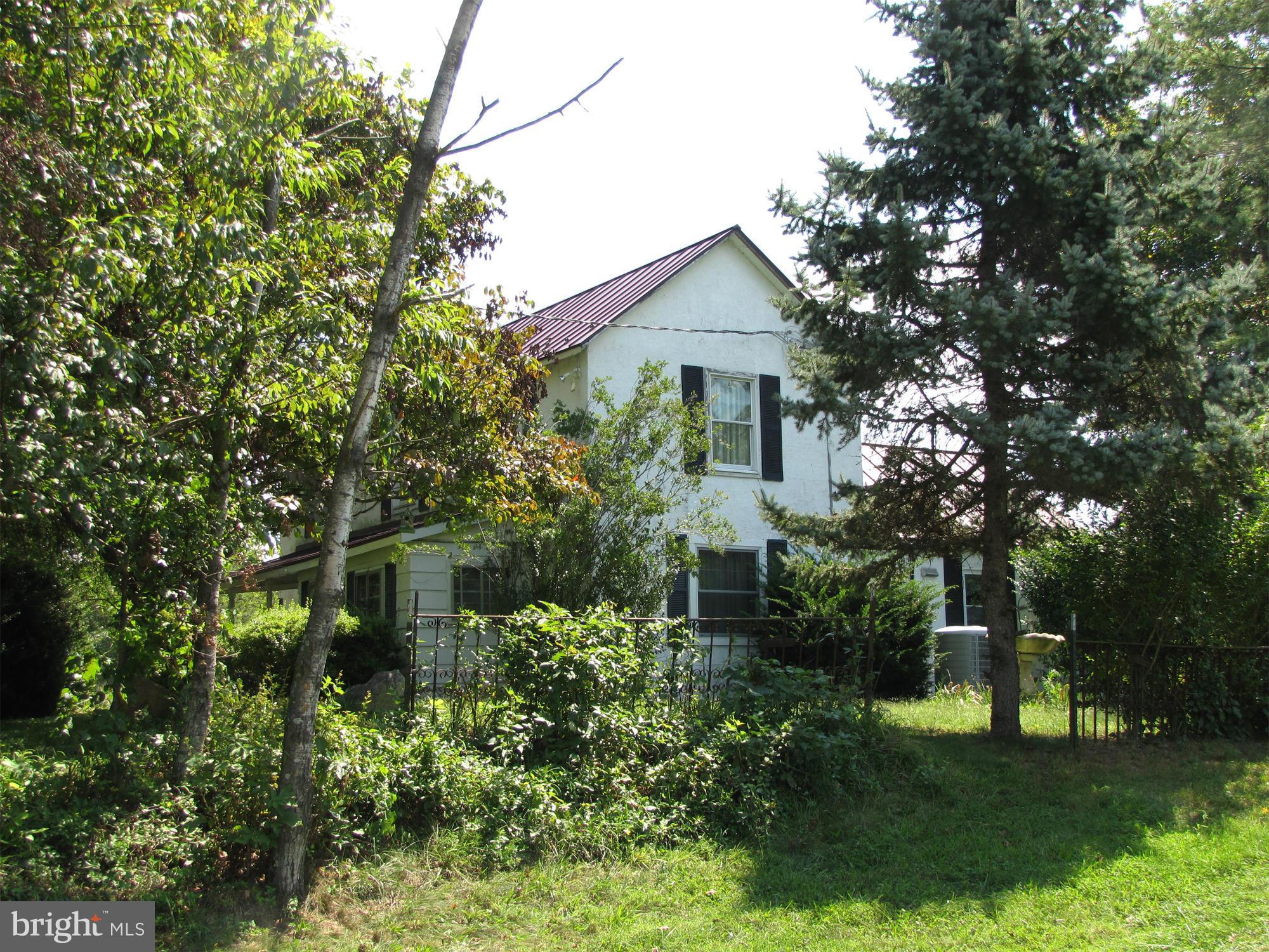 10547 Cliff Mills Road Marshall, VA 20115 - Photo 22 of 25 Side view