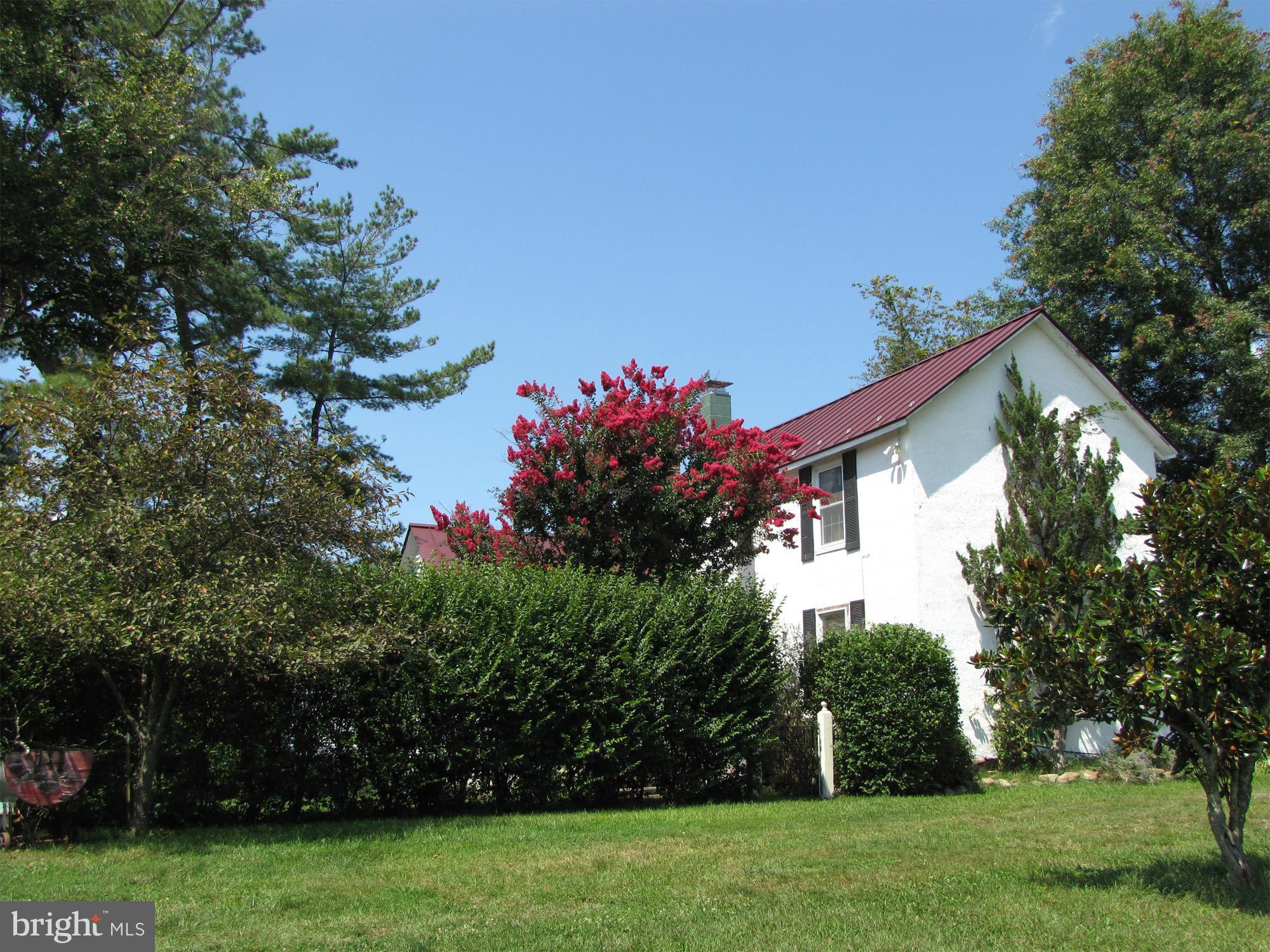 10547 Cliff Mills Road Marshall, VA 20115 - Photo 23 of 25 Side view