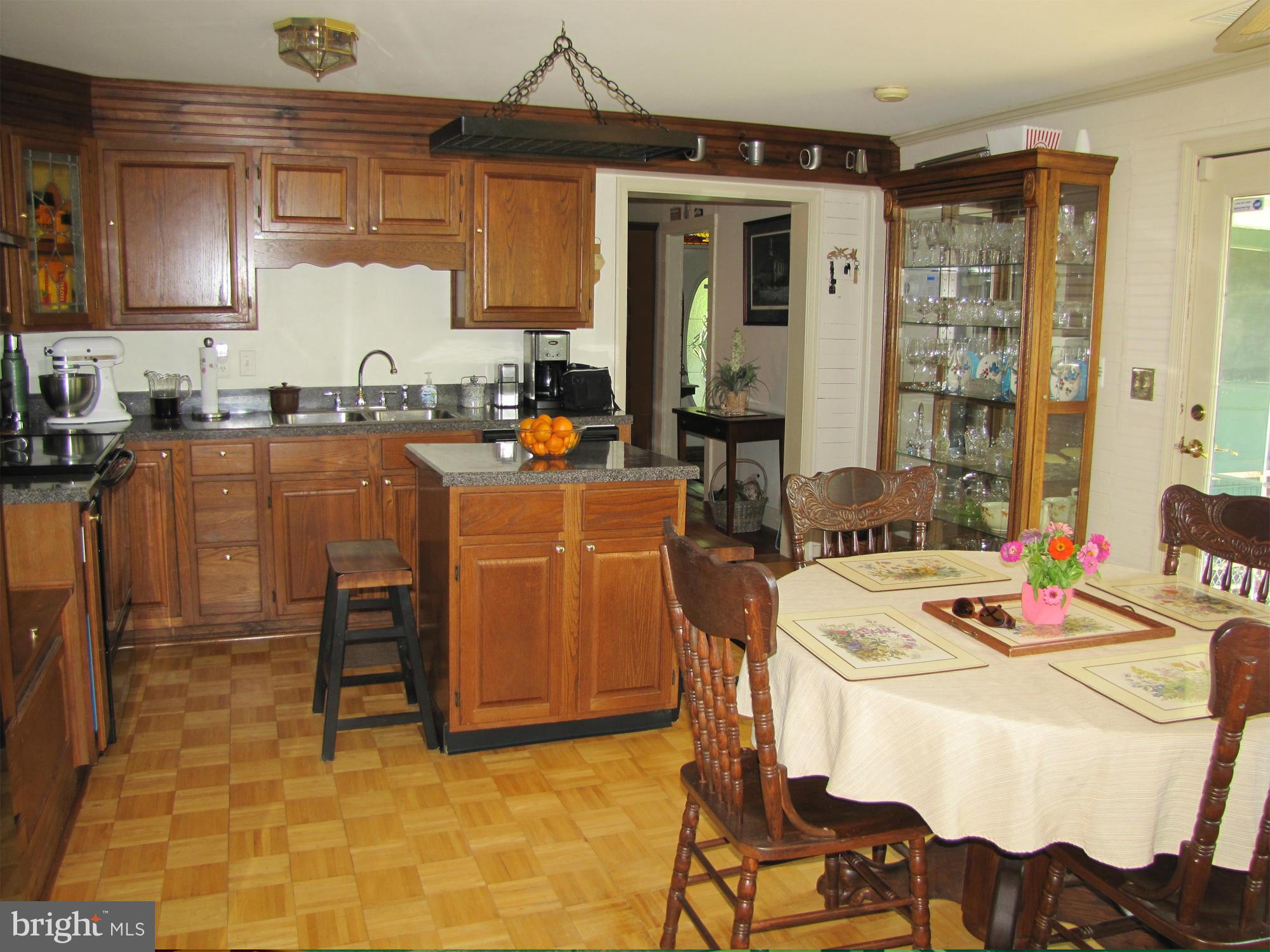 10547 Cliff Mills Road Marshall, VA 20115 - Photo 7 of 25 Kitchen