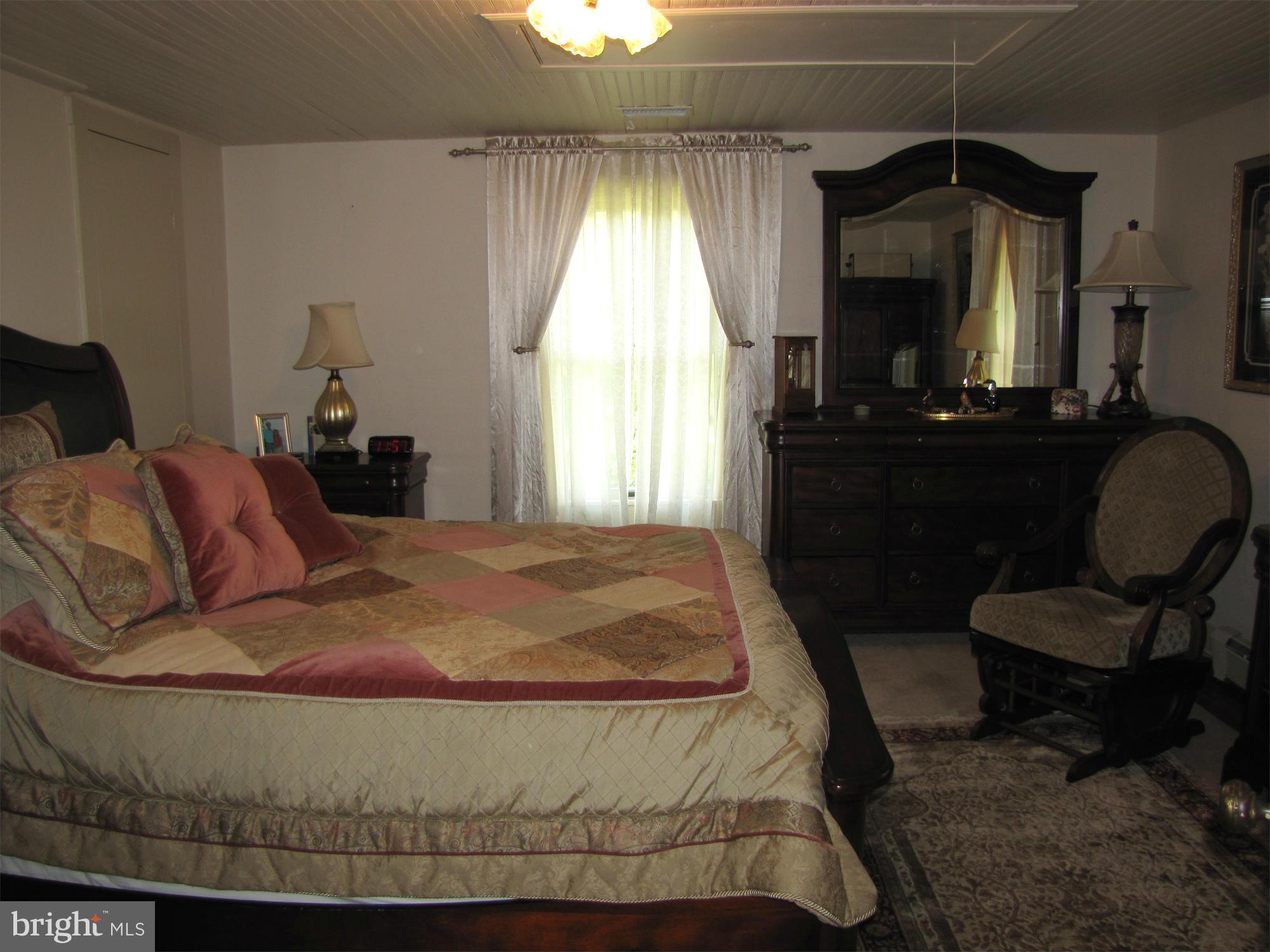 10547 Cliff Mills Road Marshall, VA 20115 - Photo 9 of 25 Bedroom