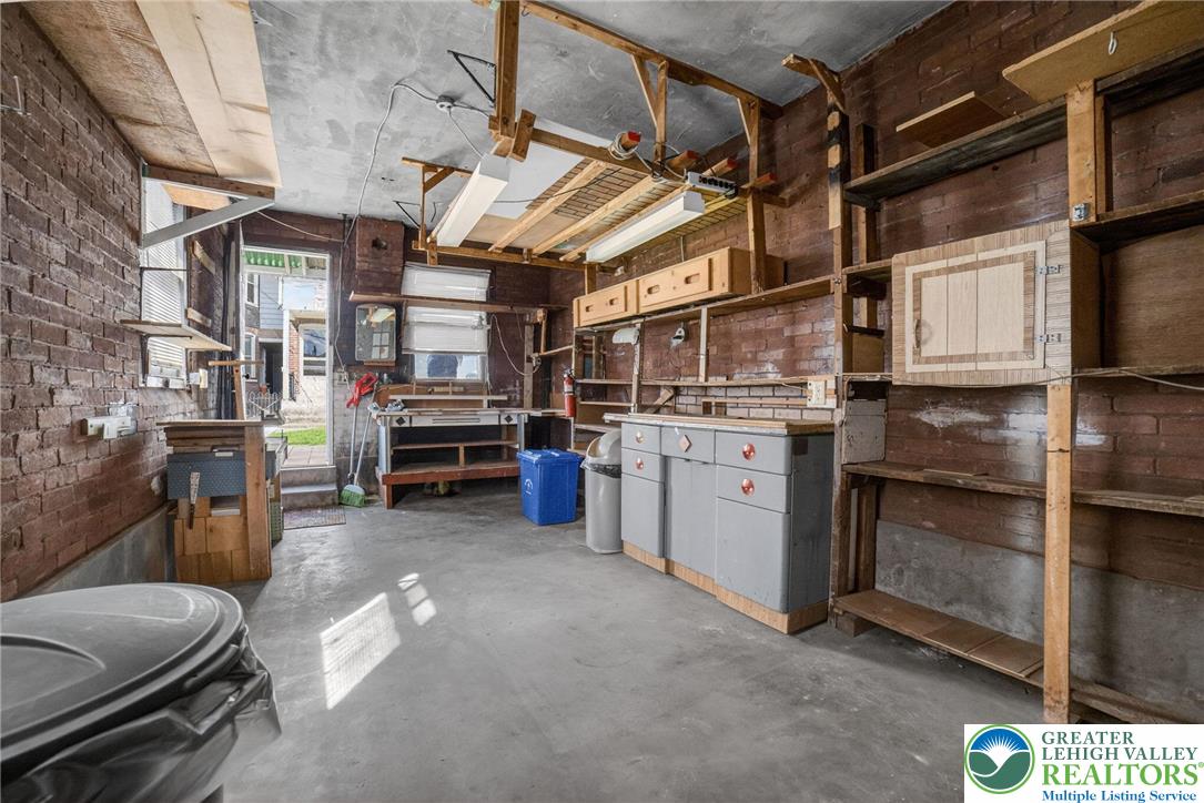 348 7th Avenue Bethlehem, PA 18018 - Photo 28 of 30