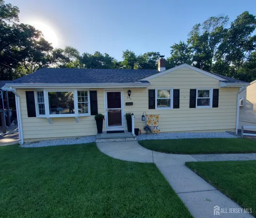 $555,000 | 276 Crestwood Drive, Milltown, NJ 08850