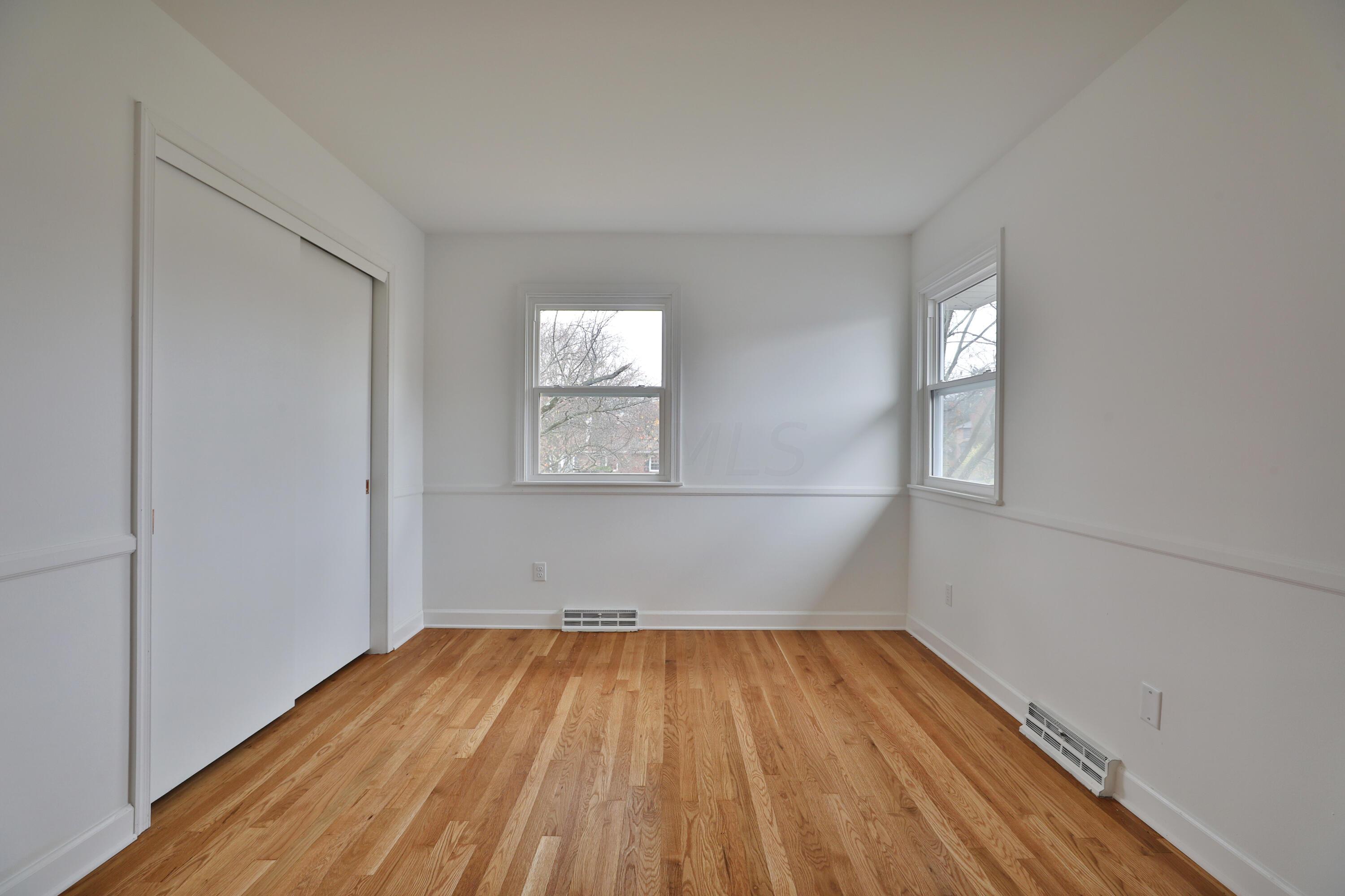 2217 Haverford Road Columbus, OH 43220 - Photo 33 of 50 2217-Haverford-36