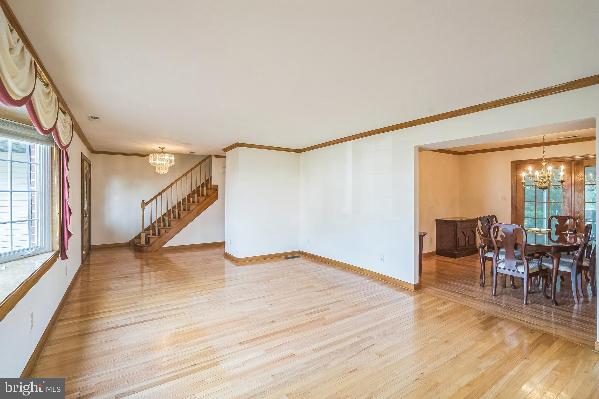 892 Phillips Road Warminster, PA 18974 - Photo 8 of 31 Gallery Image 8