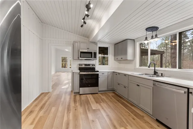 $324,900 | 204 Ridgewood Road, West Union, SC 29696