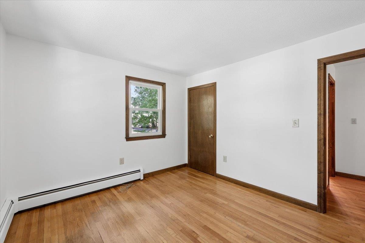 3 Ermer Road Derry, NH 03038 - Photo 16 of 32