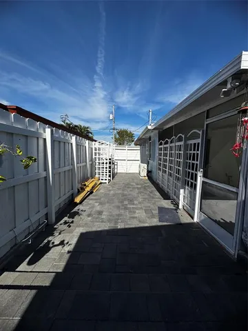 $3,800 | 4250 Northwest 9th Court, Coconut Creek, FL 33066