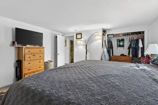 $995,000 | 309 Sanford Road, Wells, ME 04090