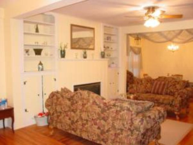 12 Cambridge Road Albany, NY 12203 - Photo 2 of 10 Photo 2