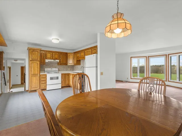 $349,000 | 2110 East Angle Road, Dakota, IL 61018