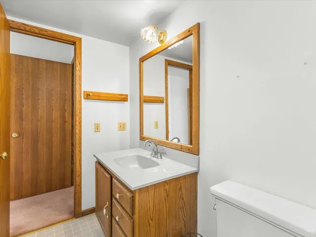 $349,000 | 2110 East Angle Road, Dakota, IL 61018